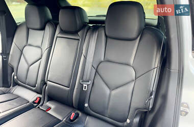 Позашляховик / Кросовер Porsche Cayenne 2012 в 