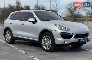 Позашляховик / Кросовер Porsche Cayenne 2012 в 