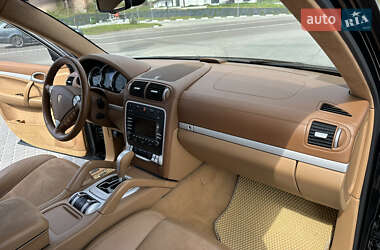 Внедорожник / Кроссовер Porsche Cayenne 2009 в 