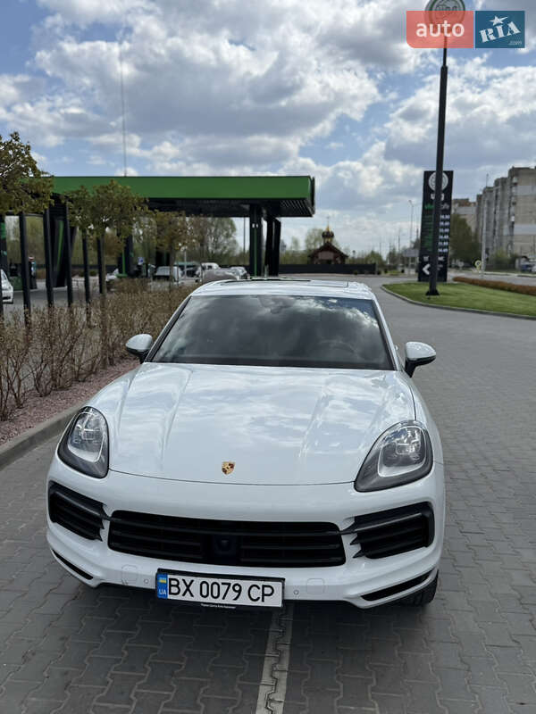 Внедорожник / Кроссовер Porsche Cayenne 2018 в Хмельницком