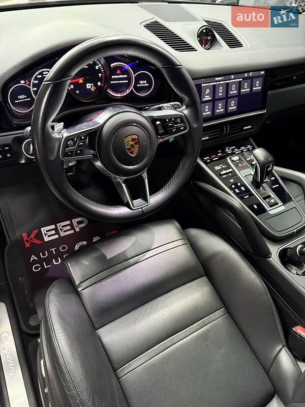 Позашляховик / Кросовер Porsche Cayenne 2019 в Одесі
