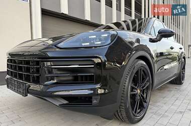 Позашляховик / Кросовер Porsche Cayenne 2024 в 