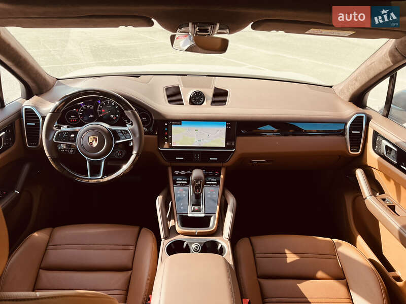 Позашляховик / Кросовер Porsche Cayenne 2022 в Києві
