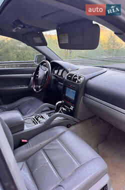Внедорожник / Кроссовер Porsche Cayenne 2004 в 