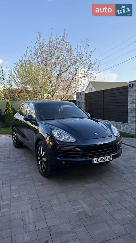 Внедорожник / Кроссовер Porsche Cayenne 2013 в 