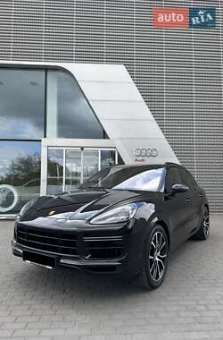 Позашляховик / Кросовер Porsche Cayenne 2018 в 