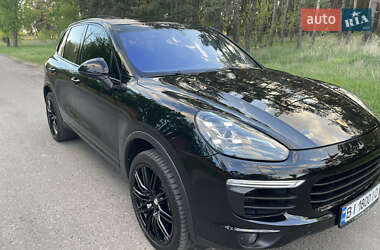 Внедорожник / Кроссовер Porsche Cayenne 2015 в Кременчуге