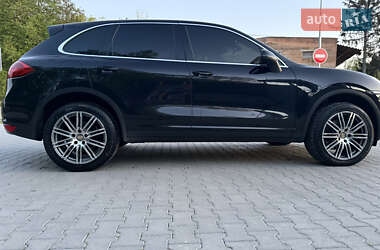 Позашляховик / Кросовер Porsche Cayenne 2010 в 