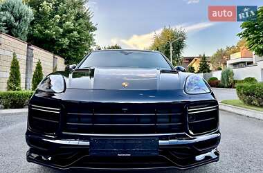 Позашляховик / Кросовер Porsche Cayenne 2018 в 