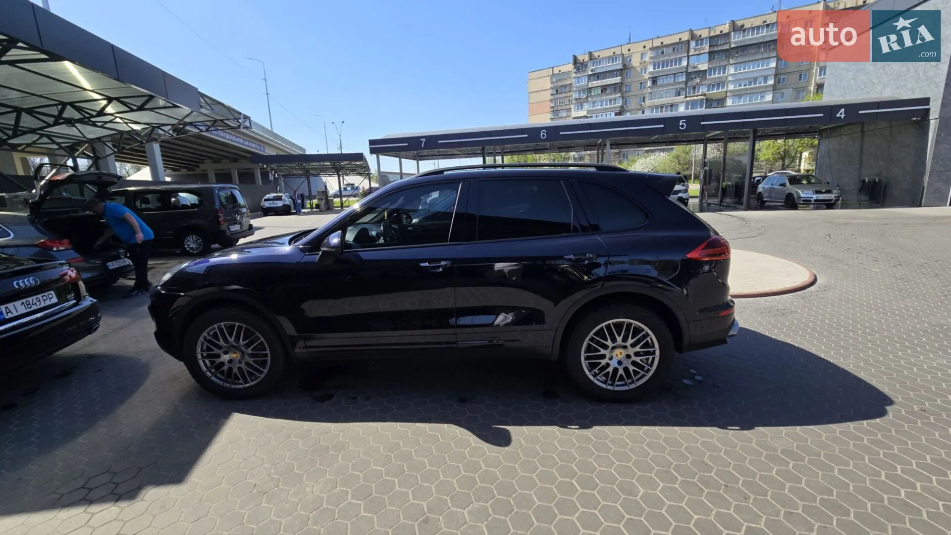 2015 Porsche Cayenne - мініатюра 7