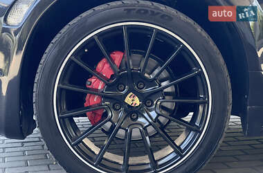 Позашляховик / Кросовер Porsche Cayenne 2006 в 