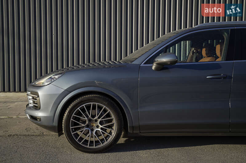 Внедорожник / Кроссовер Porsche Cayenne 2019 в Харькове