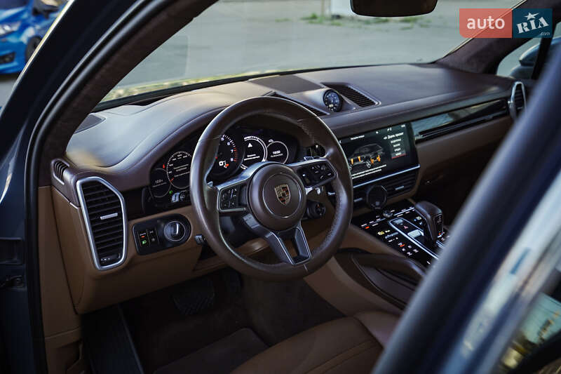 Внедорожник / Кроссовер Porsche Cayenne 2019 в Харькове
