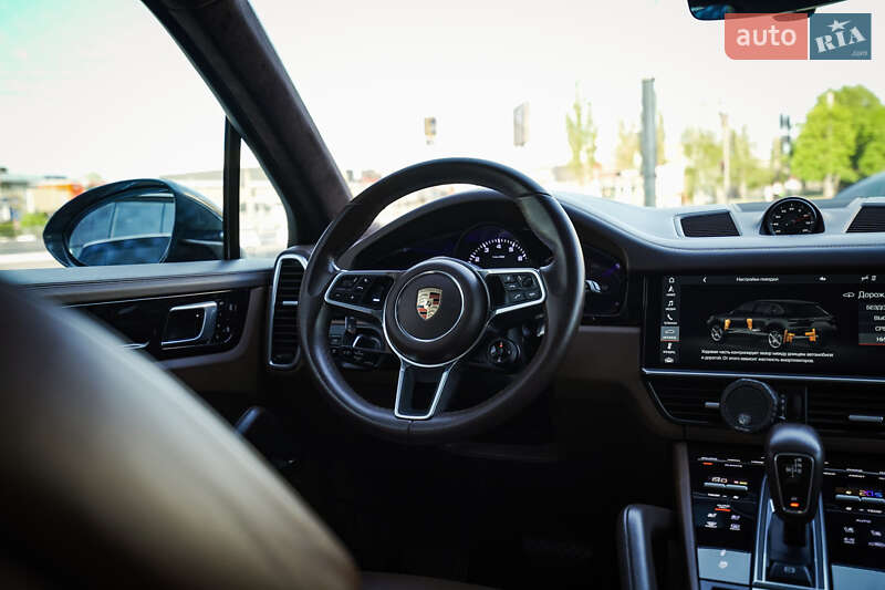 Внедорожник / Кроссовер Porsche Cayenne 2019 в Харькове