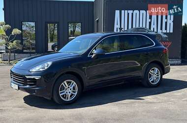 Внедорожник / Кроссовер Porsche Cayenne 2014 в 