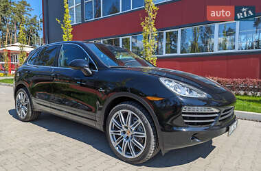 Позашляховик / Кросовер Porsche Cayenne 2014 в Києві