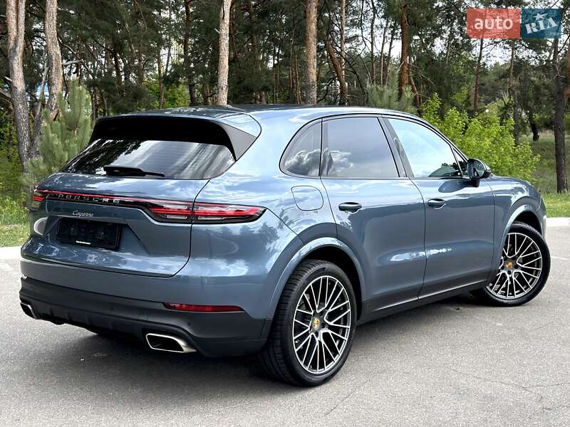 Внедорожник / Кроссовер Porsche Cayenne 2018 в Киеве