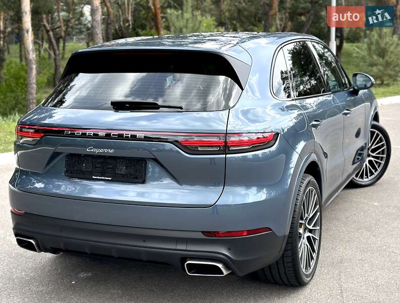 Внедорожник / Кроссовер Porsche Cayenne 2018 в Киеве