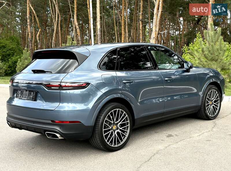 Внедорожник / Кроссовер Porsche Cayenne 2018 в Киеве