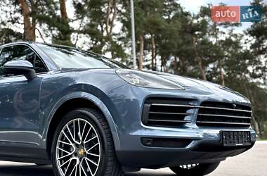 Внедорожник / Кроссовер Porsche Cayenne 2018 в 