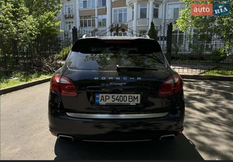 Позашляховик / Кросовер Porsche Cayenne 2010 в Одесі
