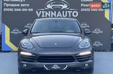 Позашляховик / Кросовер Porsche Cayenne 2012 в 