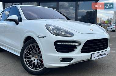 Внедорожник / Кроссовер Porsche Cayenne 2013 в 