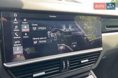 Позашляховик / Кросовер Porsche Cayenne 2019 в 