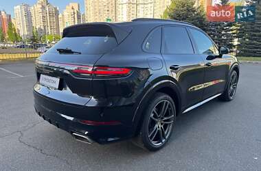 Позашляховик / Кросовер Porsche Cayenne 2019 в 