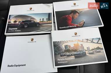 Позашляховик / Кросовер Porsche Cayenne 2019 в 