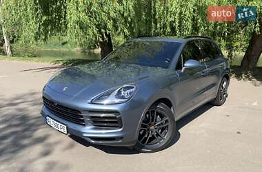 Внедорожник / Кроссовер Porsche Cayenne 2019 в 