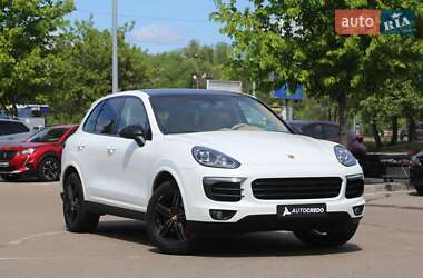 Внедорожник / Кроссовер Porsche Cayenne 2013 в Киеве