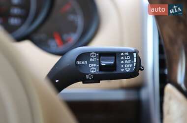 Внедорожник / Кроссовер Porsche Cayenne 2013 в 