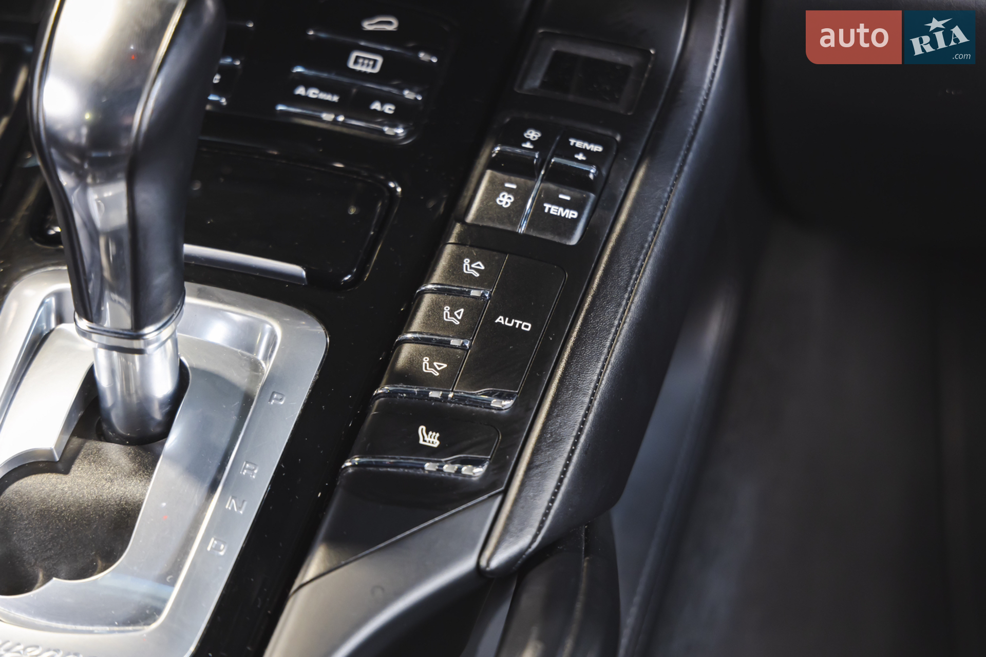 2014 Porsche Cayenne - мініатюра 24