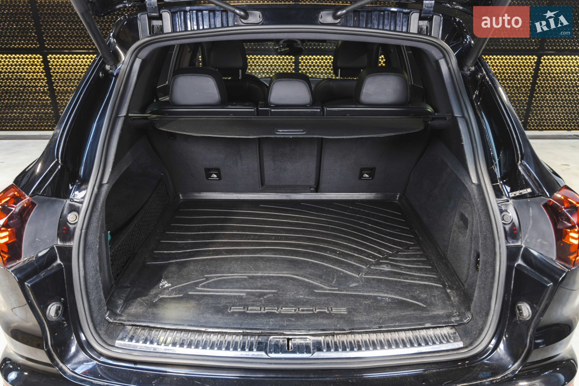 2014 Porsche Cayenne - мініатюра 43