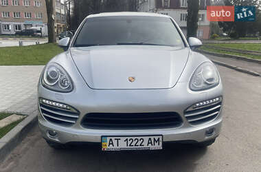Внедорожник / Кроссовер Porsche Cayenne 2013 в 