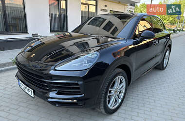 Позашляховик / Кросовер Porsche Cayenne 2019 в 