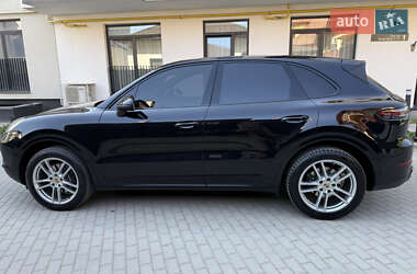 Позашляховик / Кросовер Porsche Cayenne 2019 в 