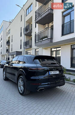 Позашляховик / Кросовер Porsche Cayenne 2019 в 