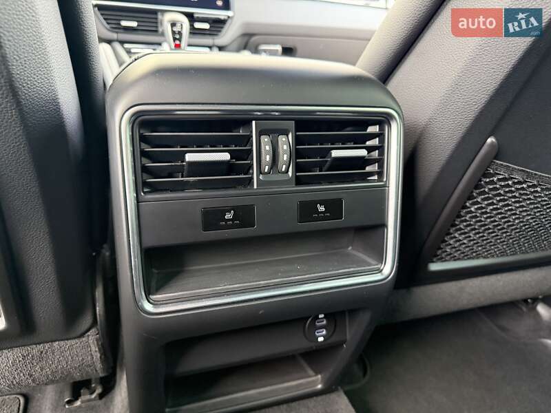 Внедорожник / Кроссовер Porsche Cayenne 2022 в Днепре фото 24 Внедорожник / Кроссовер Porsche Cayenne 2022 в Днепре