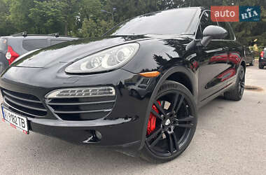 Внедорожник / Кроссовер Porsche Cayenne 2010 в 