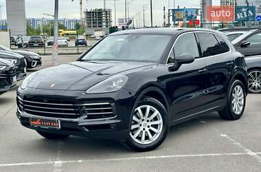 Позашляховик / Кросовер Porsche Cayenne 2018 в Києві