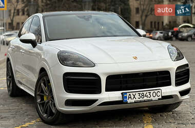 Внедорожник / Кроссовер Porsche Cayenne 2019 в 