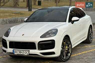 Внедорожник / Кроссовер Porsche Cayenne 2019 в 