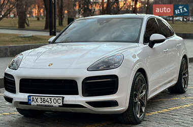 Внедорожник / Кроссовер Porsche Cayenne 2019 в 