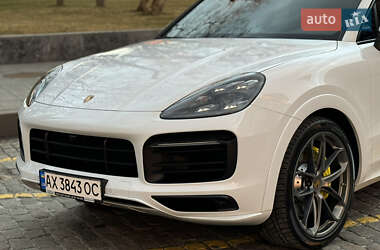 Внедорожник / Кроссовер Porsche Cayenne 2019 в 
