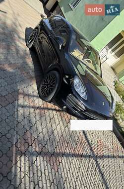 Позашляховик / Кросовер Porsche Cayenne 2011 в 