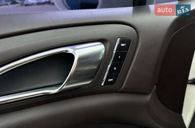 Внедорожник / Кроссовер Porsche Cayenne 2011 в 