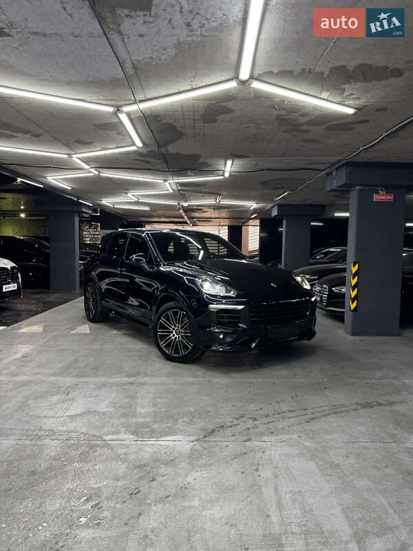 Porsche Cayenne 2015