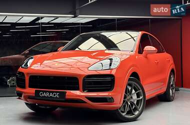 Внедорожник / Кроссовер Porsche Cayenne 2019 в Киеве